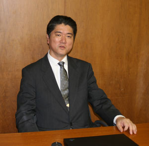 長谷山 彰 君
