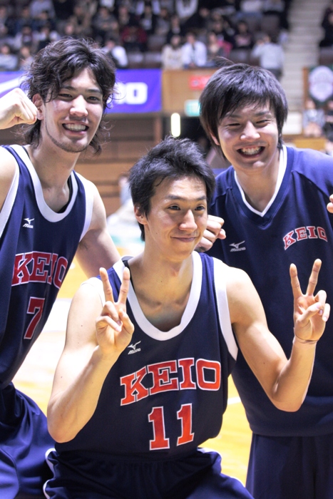 決勝戦後、喜びの表情で撮影に応じる#7岩下、#11田上、#9小林。決勝は3人合わせて82得点！