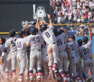 早慶戦優勝　圧縮