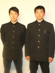 慶大・山木優佑さん(左)と早大・安藤之長さん(右)