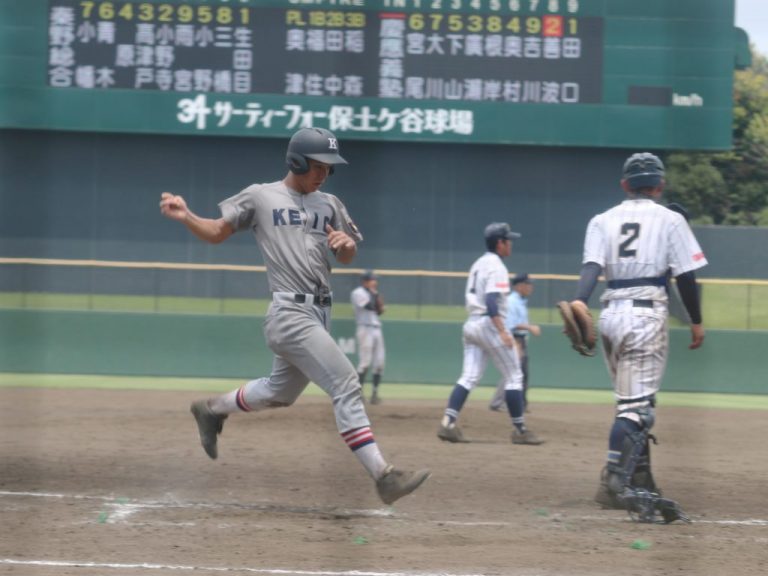 塾高また2桁得点　強打でベスト8進出