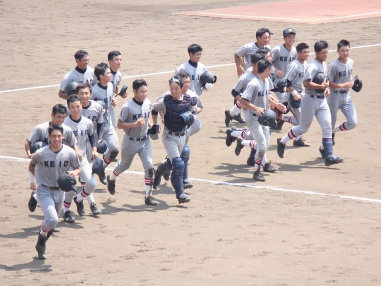 塾高猛打13点　五回コールド、16強へ