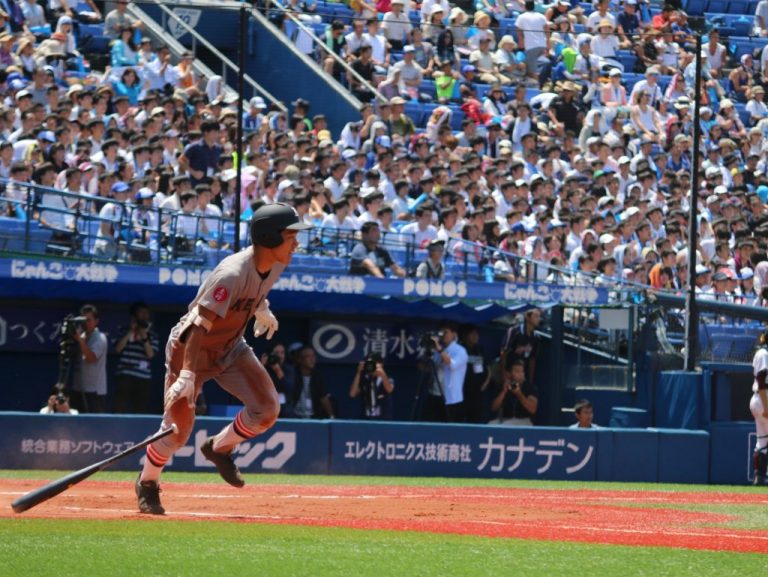 塾高10年ぶり 夏の甲子園へ