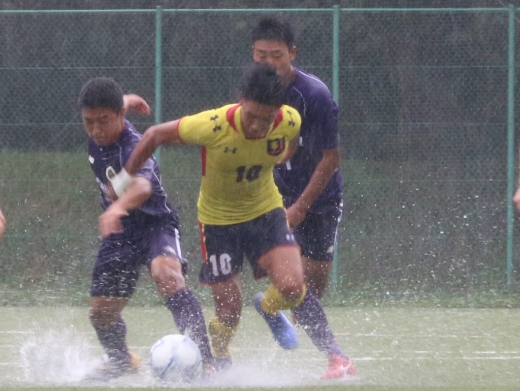 ［サッカー］関東大学サッカーリーグ戦　夏の成果発揮で白星発進