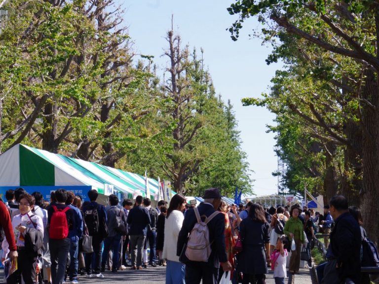 連合三田会大会 多くの塾員集う　今年は「食」がテーマ