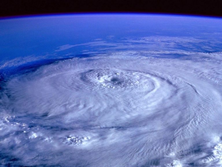 1404627204-hurricane-92968_1920-6837-1280x853-MM-100