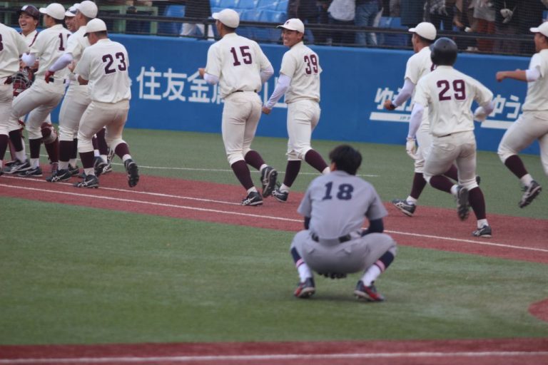 【速報】秋の早慶戦初戦　慶大、熱戦の末早大にサヨナラ負け
