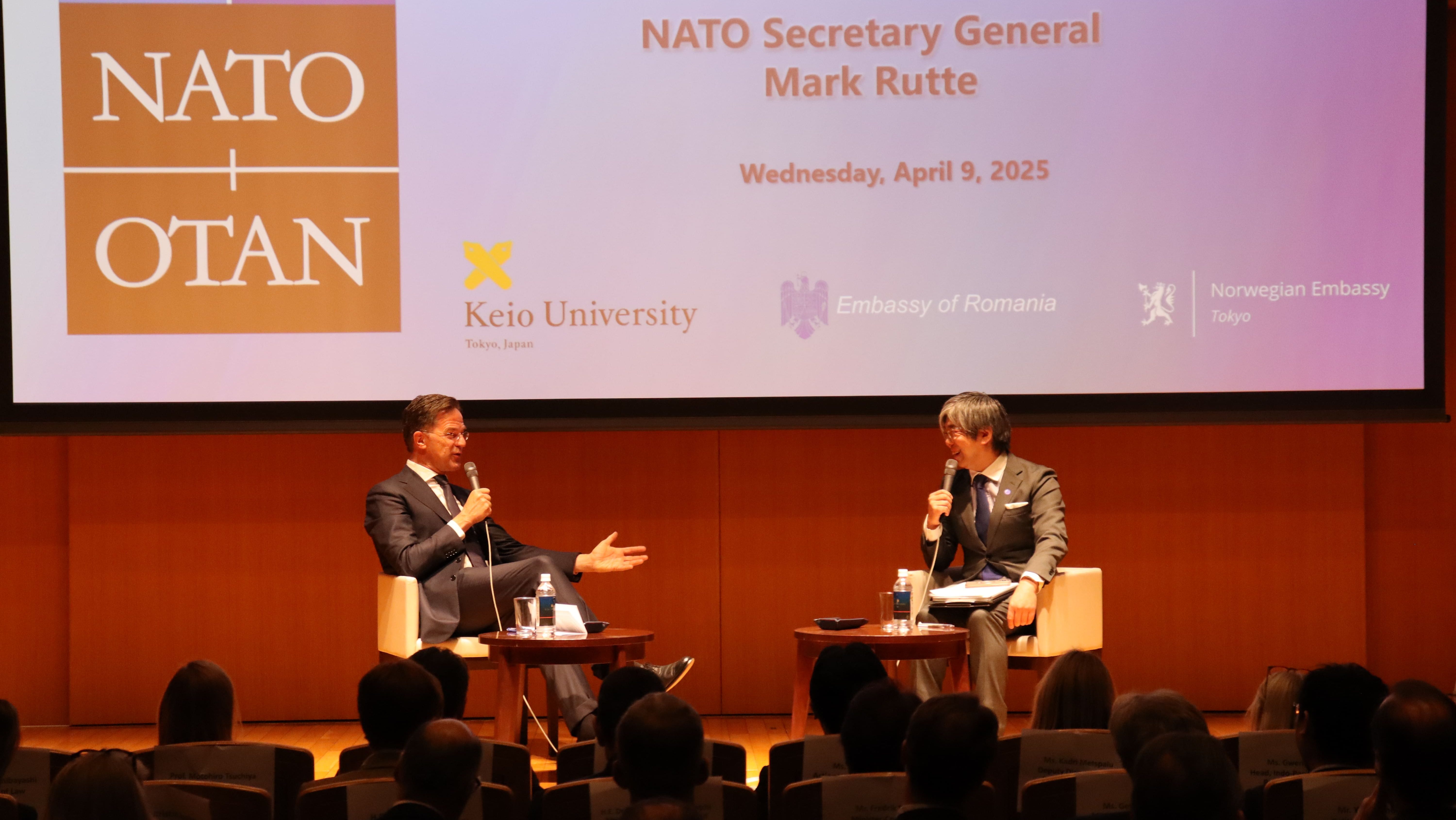 慶應でNATOルッテ事務総長が講演　日欧連携・国際社会における日本の役割を議論