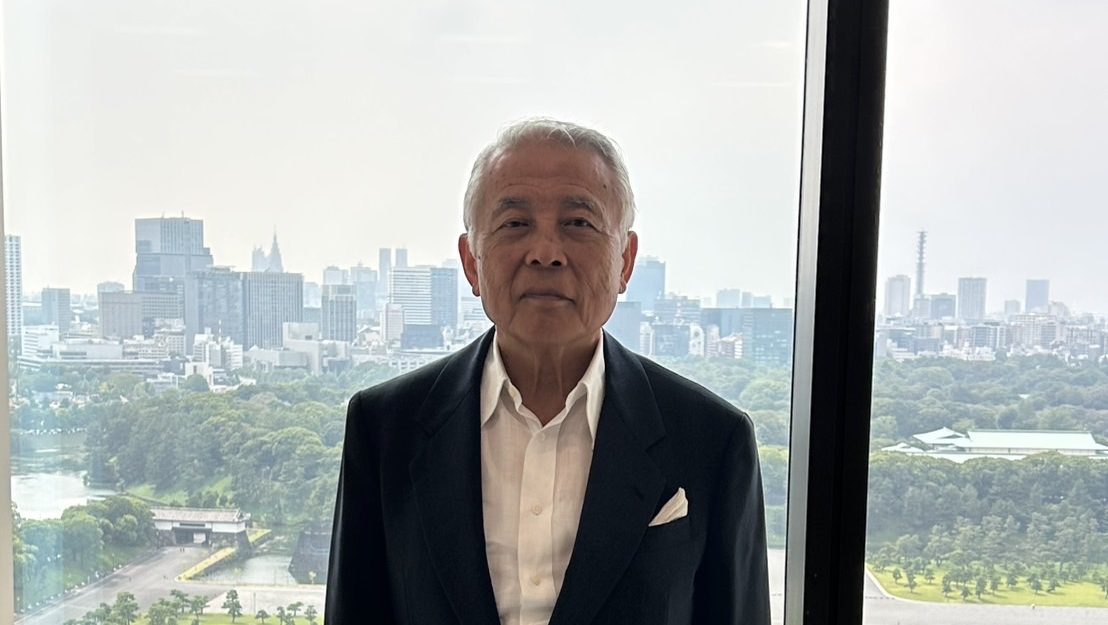 慶應連合三田会麻生泰会長インタビュー 同じ旗の下に『感謝』に始まる使命の気付き