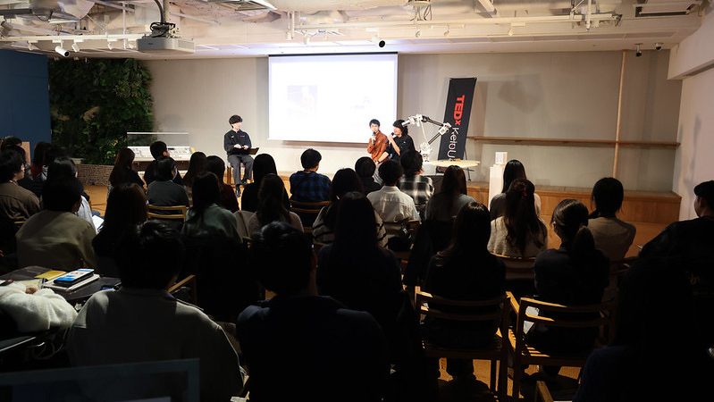 44567E29-EB2A-4B26-B111-C5C5FBE80CCA